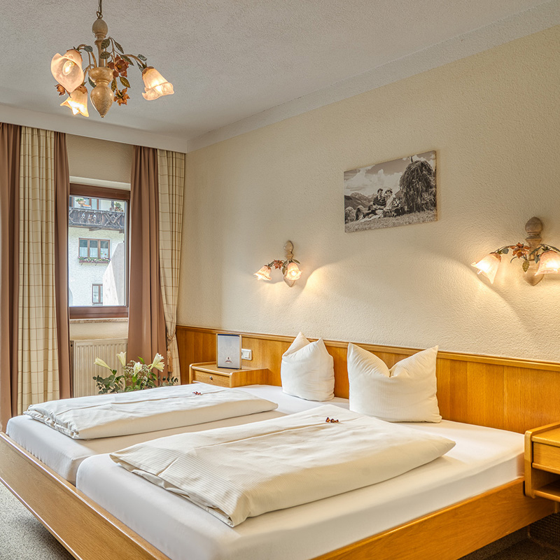 Zimmer mit Doppelbett
