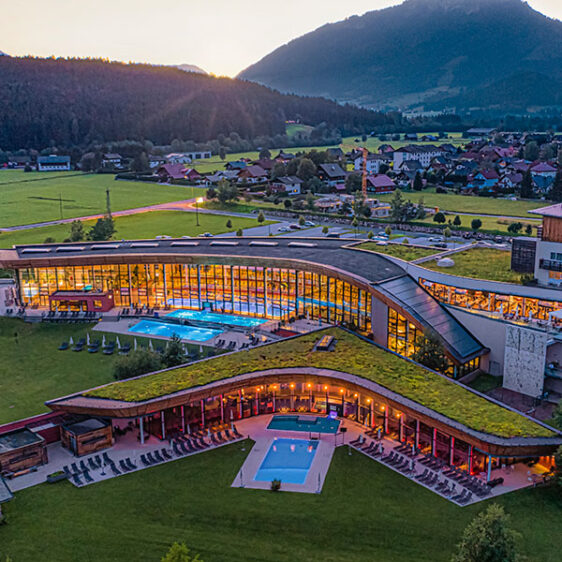 Grimming Therme oben im Sommer